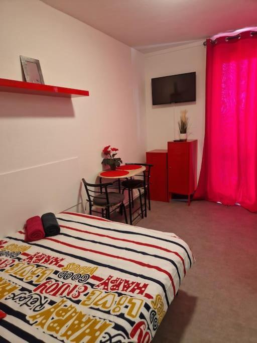 Apartamento Tassigny 2 Chalon-sur-Saône Exterior foto
